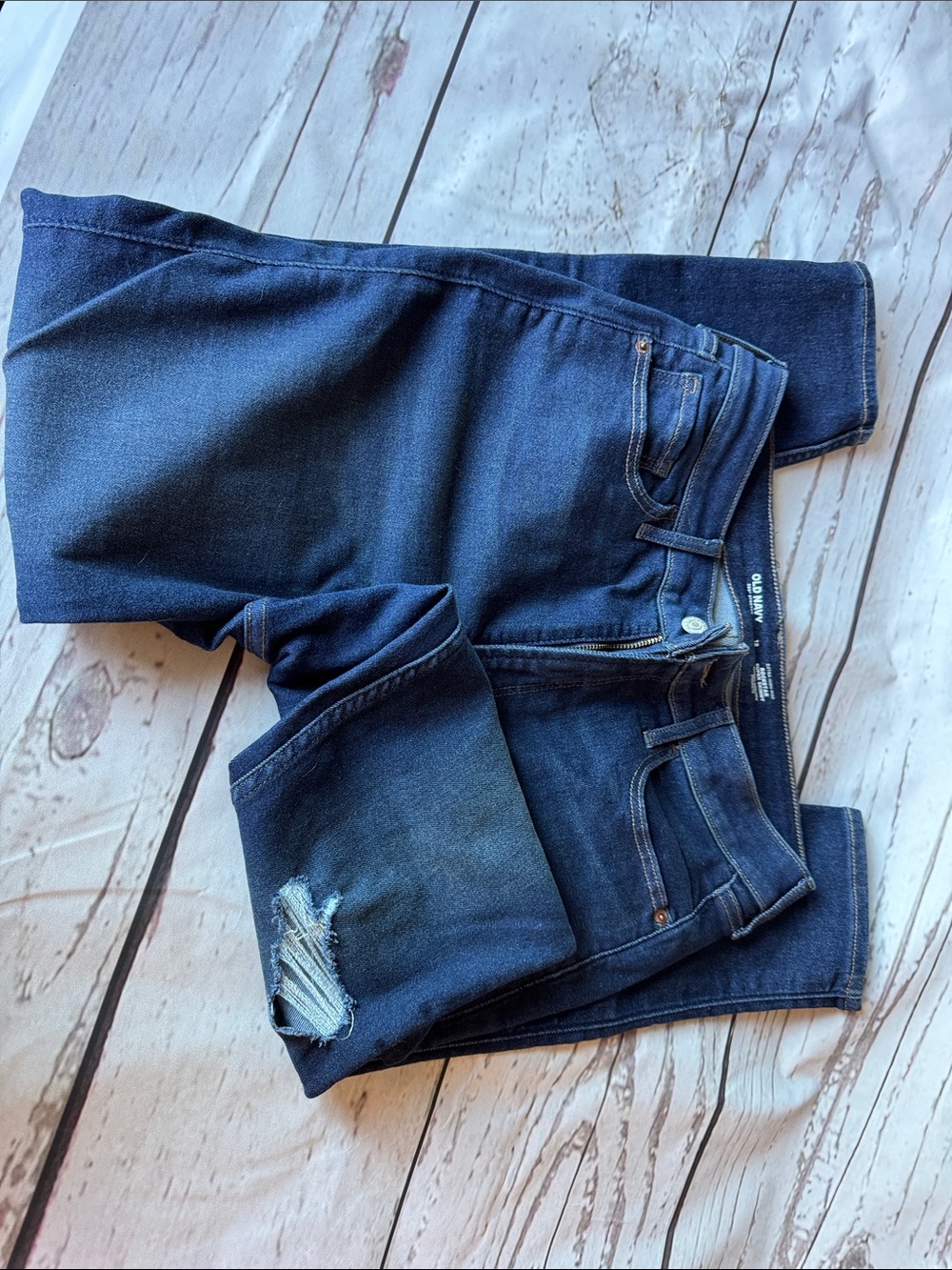 Old Navy Women's Indigo Rockstar Extra High Super Skinny Jeans wDistressed Knee